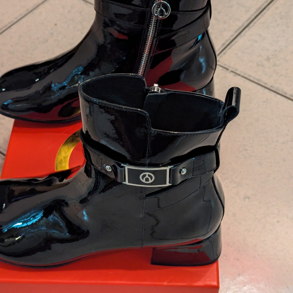 Elegant Black Patent Leather Ankle Boots